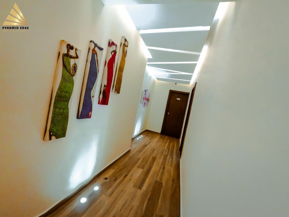 Pyramid Edge Hotel & Exclusive Pyramids View Rooftop Kafrat al Jabal Exterior photo